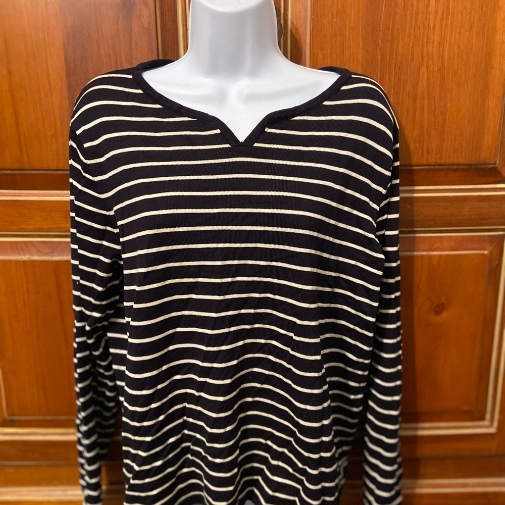 Talbots XL Black & White Stripes 🌹